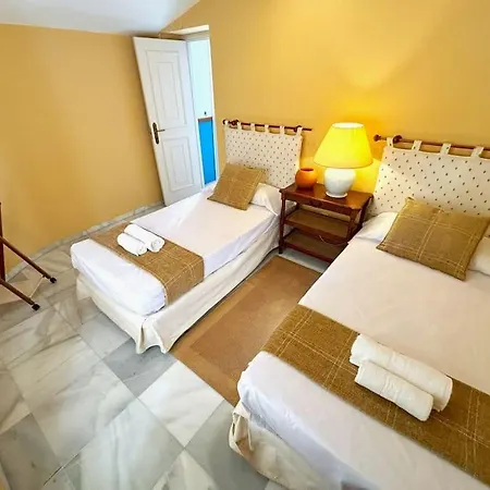 3 Min To Beach Urb Benamara Dos Hermanas * Estepona
