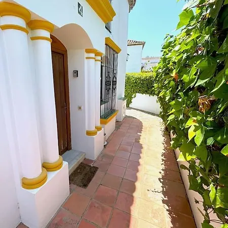Villa 3 Min To Beach Urb Benamara Dos Hermanas
